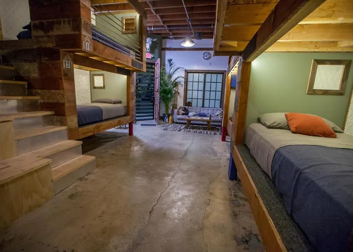 Podshare East Hollywood